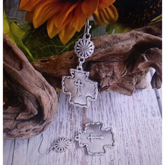 Unbranded Jewelry - Chunky Cross Silvertone Fashion Earrings Faith Boho Spiritual Gift Rodeo NWT